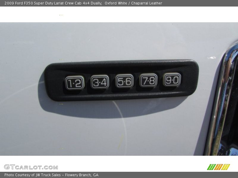 Oxford White / Chaparral Leather 2009 Ford F350 Super Duty Lariat Crew Cab 4x4 Dually