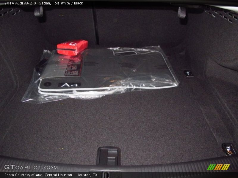 Ibis White / Black 2014 Audi A4 2.0T Sedan