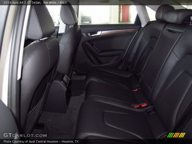 Ibis White / Black 2014 Audi A4 2.0T Sedan