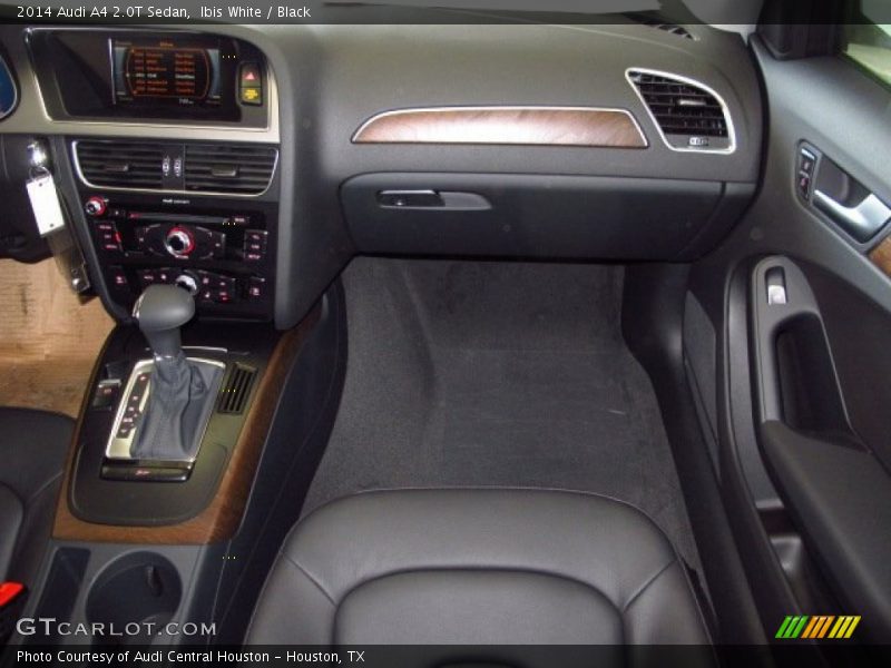 Ibis White / Black 2014 Audi A4 2.0T Sedan