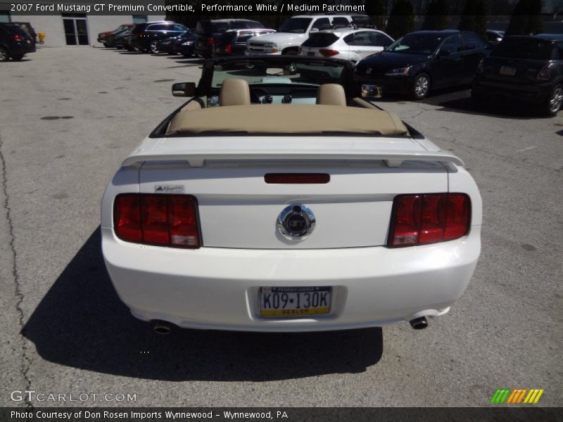 Performance White / Medium Parchment 2007 Ford Mustang GT Premium Convertible
