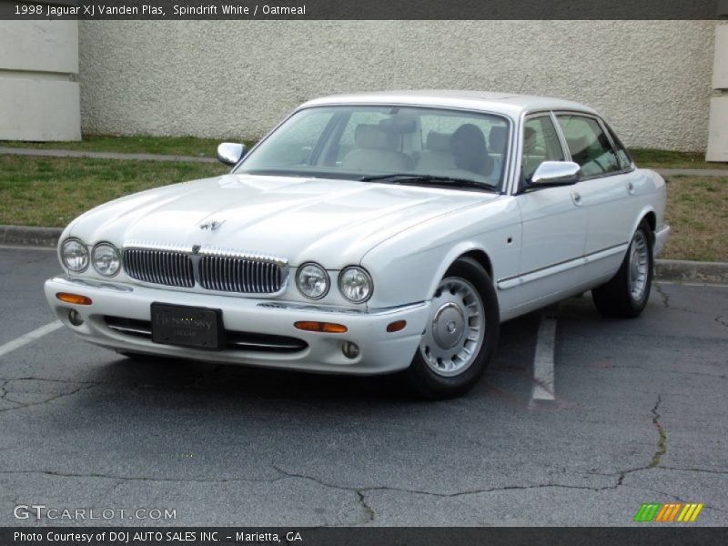 Spindrift White / Oatmeal 1998 Jaguar XJ Vanden Plas
