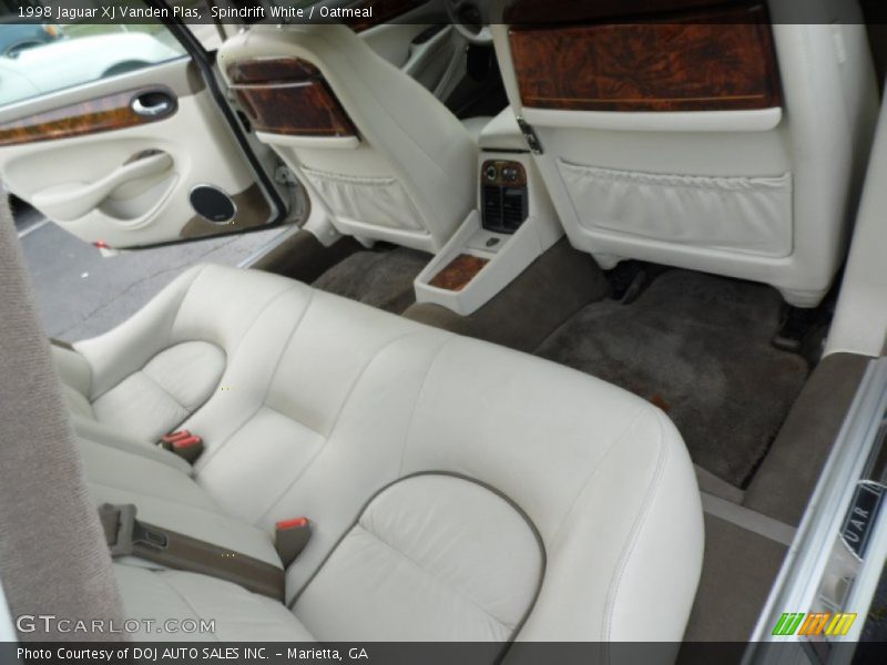Spindrift White / Oatmeal 1998 Jaguar XJ Vanden Plas