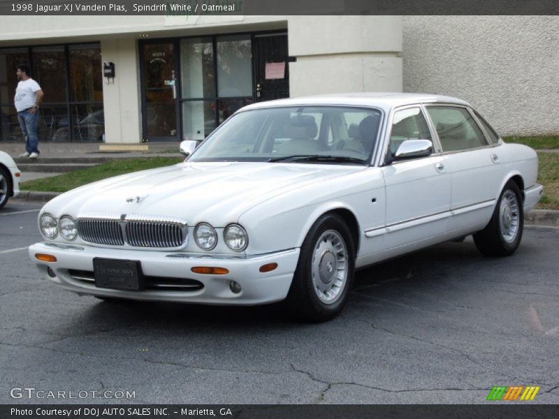 Spindrift White / Oatmeal 1998 Jaguar XJ Vanden Plas