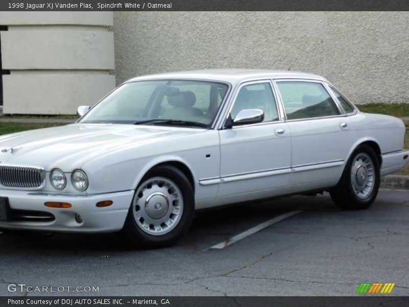 Spindrift White / Oatmeal 1998 Jaguar XJ Vanden Plas