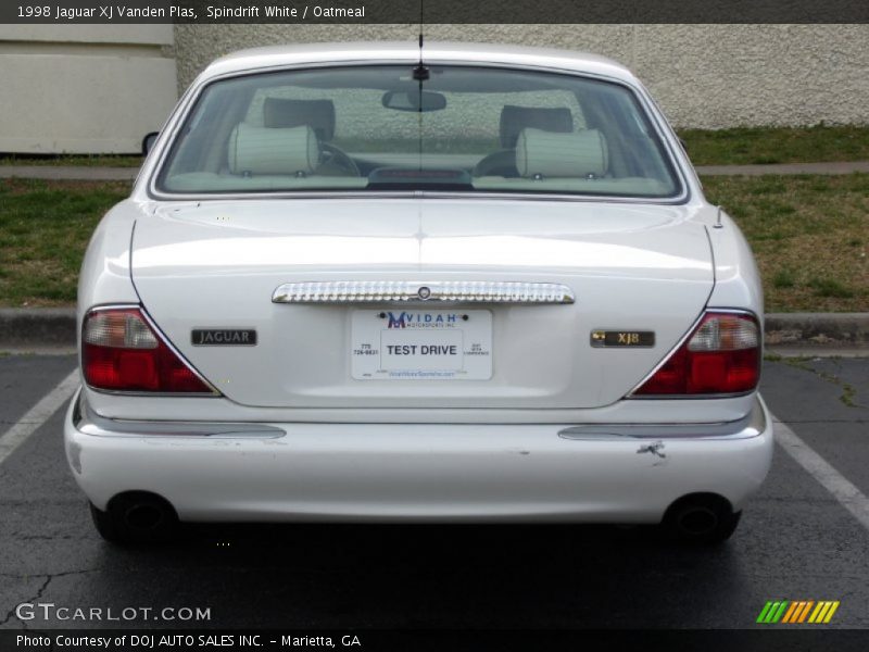 Spindrift White / Oatmeal 1998 Jaguar XJ Vanden Plas