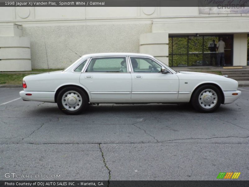 Spindrift White / Oatmeal 1998 Jaguar XJ Vanden Plas