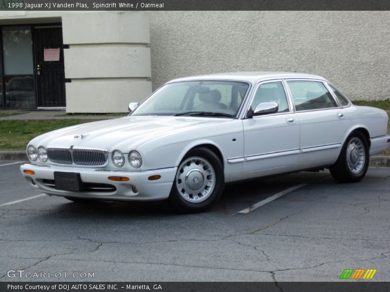 Spindrift White / Oatmeal 1998 Jaguar XJ Vanden Plas