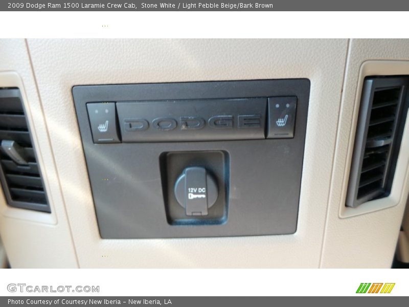 Stone White / Light Pebble Beige/Bark Brown 2009 Dodge Ram 1500 Laramie Crew Cab