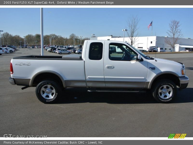 Oxford White / Medium Parchment Beige 2003 Ford F150 XLT SuperCab 4x4