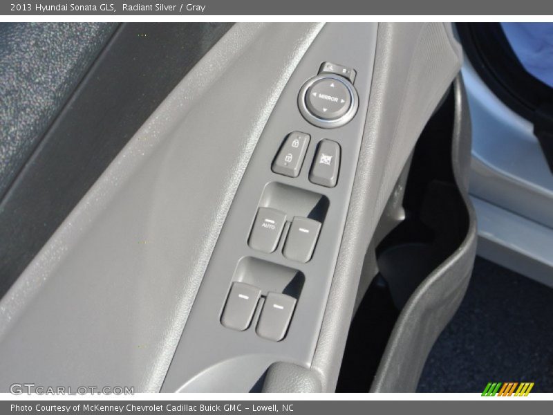 Radiant Silver / Gray 2013 Hyundai Sonata GLS