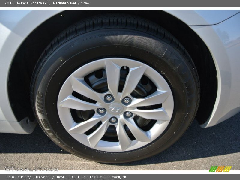 Radiant Silver / Gray 2013 Hyundai Sonata GLS
