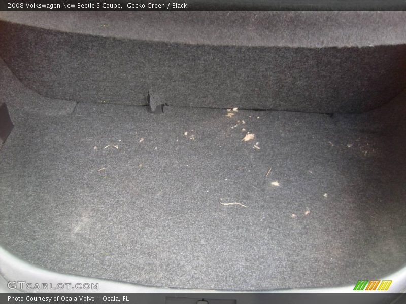 Gecko Green / Black 2008 Volkswagen New Beetle S Coupe