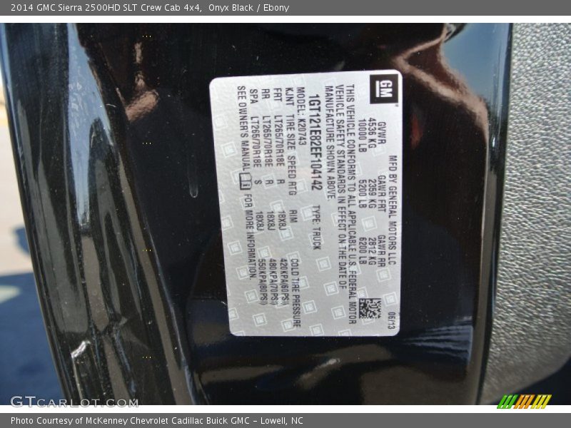 Onyx Black / Ebony 2014 GMC Sierra 2500HD SLT Crew Cab 4x4