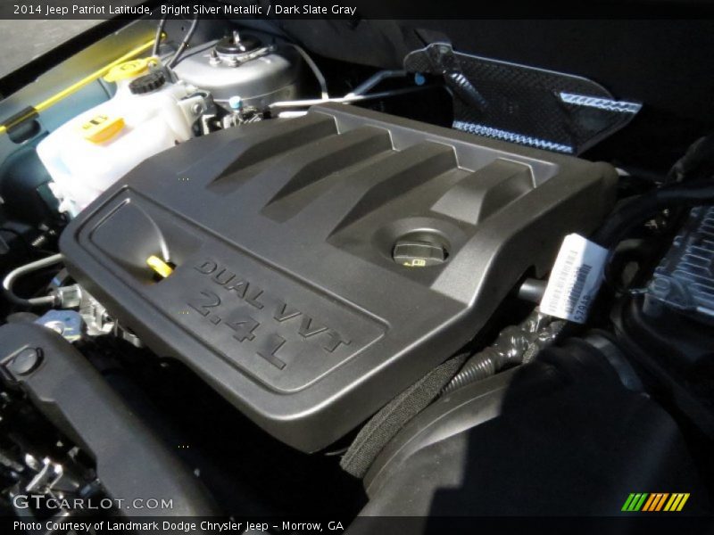 Bright Silver Metallic / Dark Slate Gray 2014 Jeep Patriot Latitude