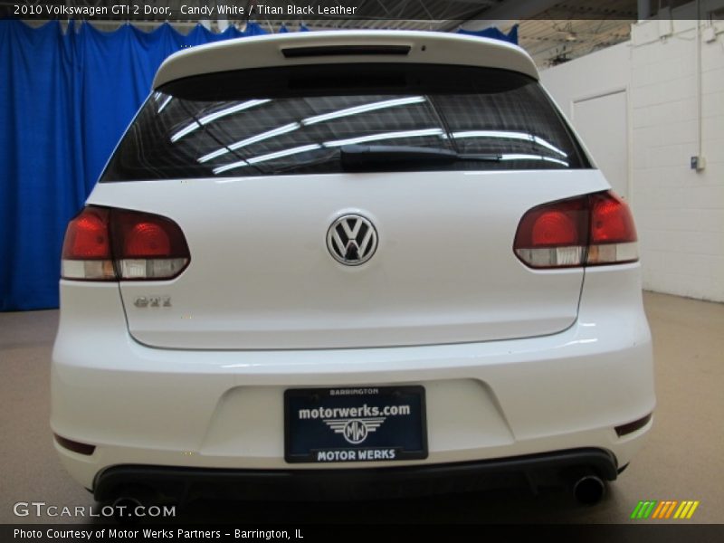 Candy White / Titan Black Leather 2010 Volkswagen GTI 2 Door