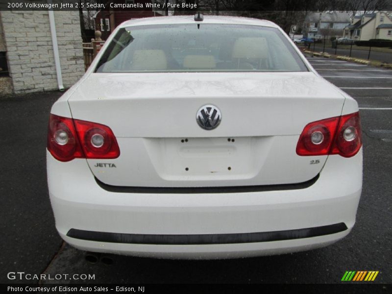 Campanella White / Pure Beige 2006 Volkswagen Jetta 2.5 Sedan