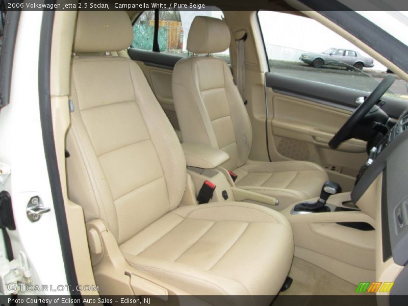 Campanella White / Pure Beige 2006 Volkswagen Jetta 2.5 Sedan