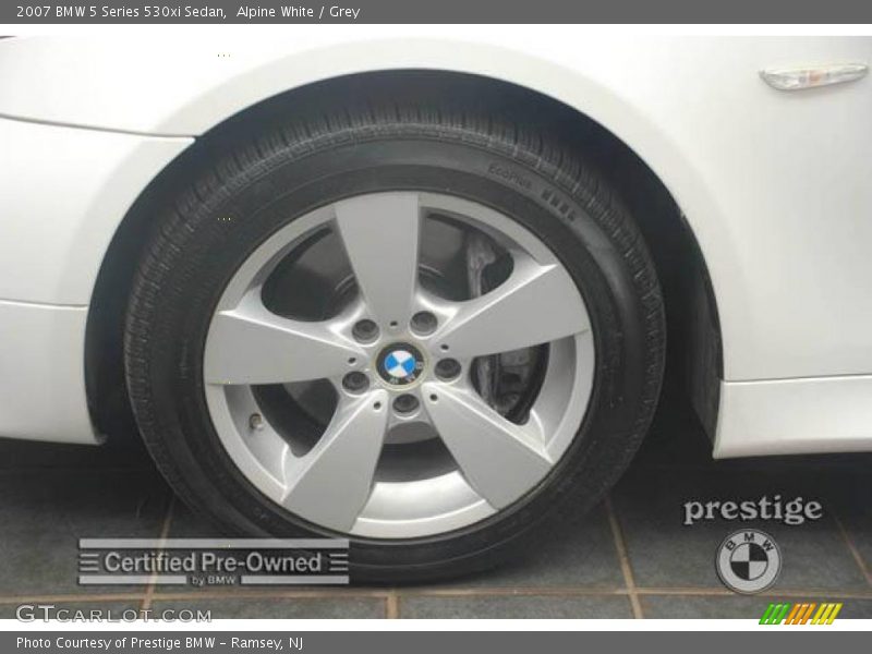 Alpine White / Grey 2007 BMW 5 Series 530xi Sedan
