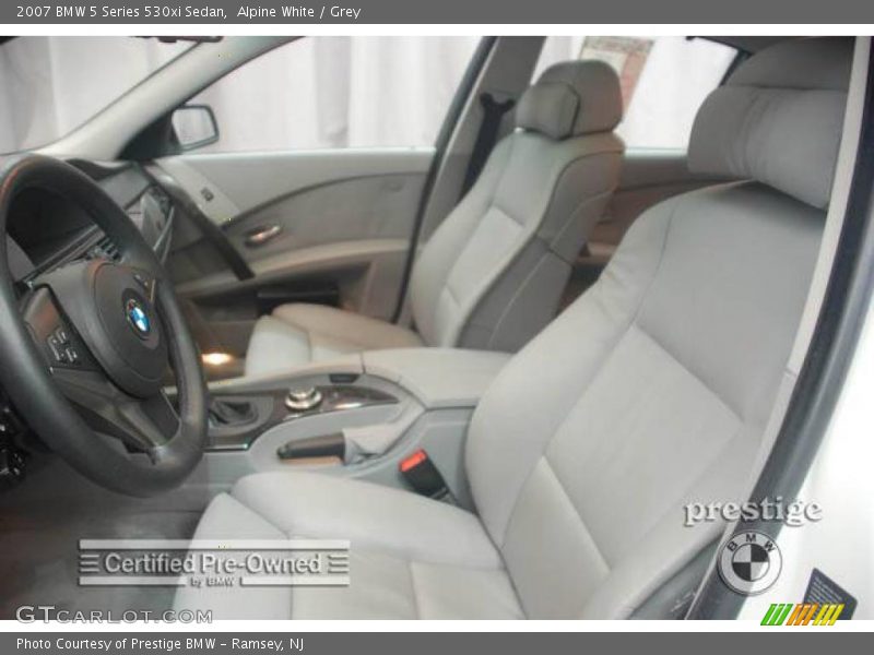 Alpine White / Grey 2007 BMW 5 Series 530xi Sedan