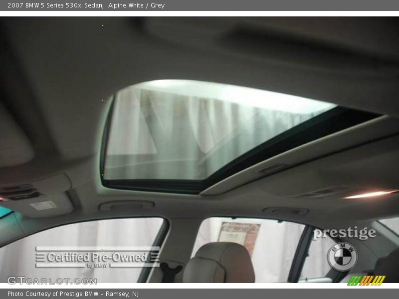 Alpine White / Grey 2007 BMW 5 Series 530xi Sedan