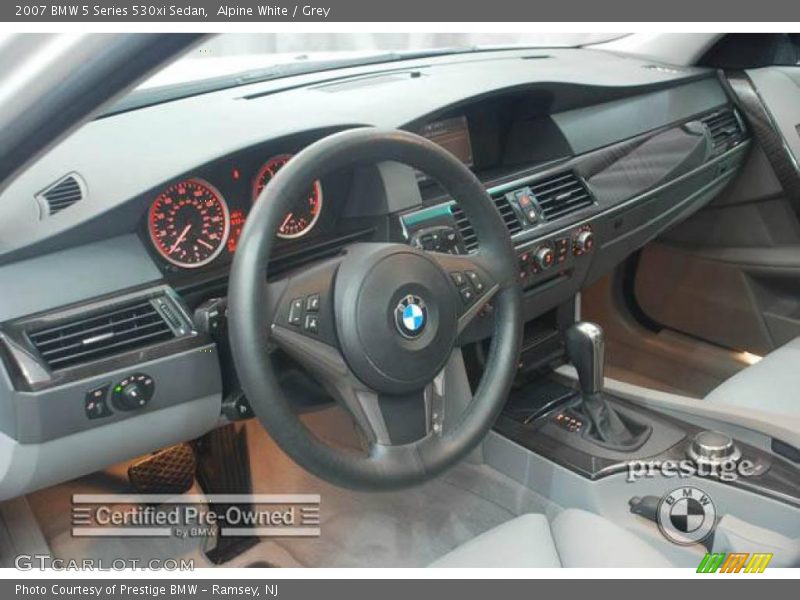 Alpine White / Grey 2007 BMW 5 Series 530xi Sedan