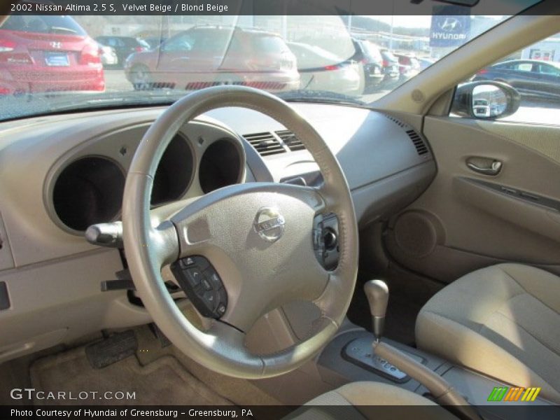 Velvet Beige / Blond Beige 2002 Nissan Altima 2.5 S