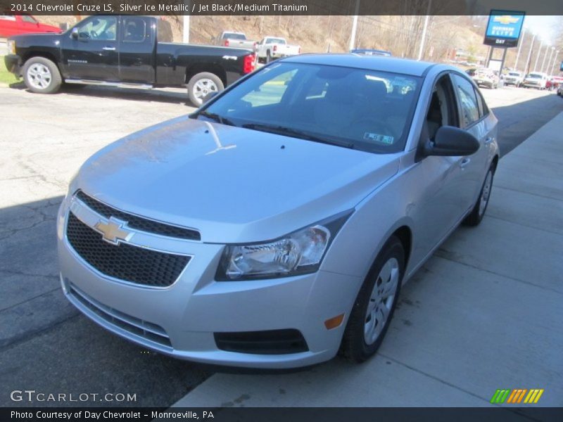 Silver Ice Metallic / Jet Black/Medium Titanium 2014 Chevrolet Cruze LS