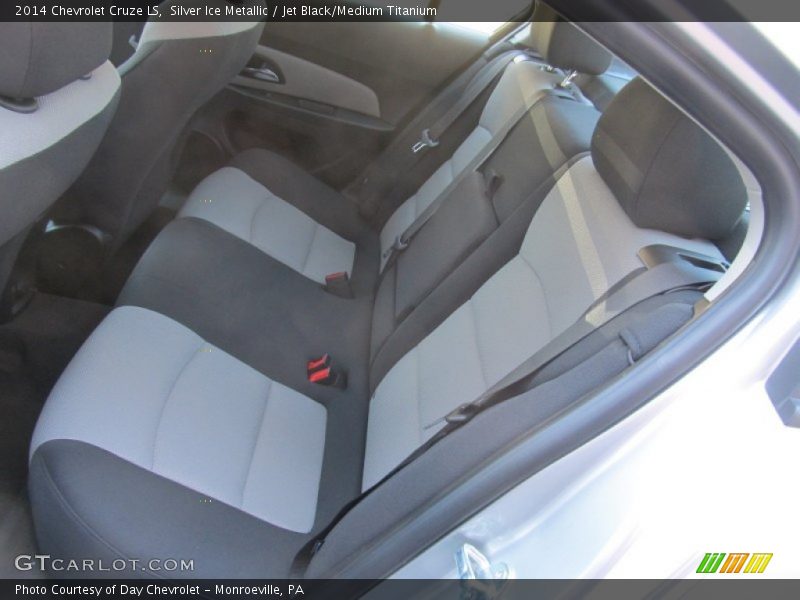 Silver Ice Metallic / Jet Black/Medium Titanium 2014 Chevrolet Cruze LS