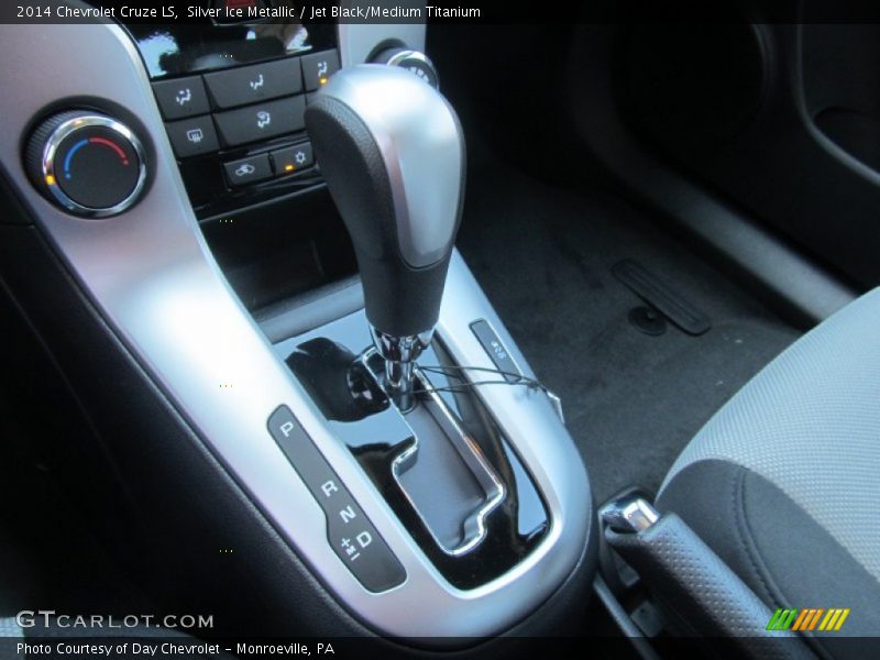 Silver Ice Metallic / Jet Black/Medium Titanium 2014 Chevrolet Cruze LS