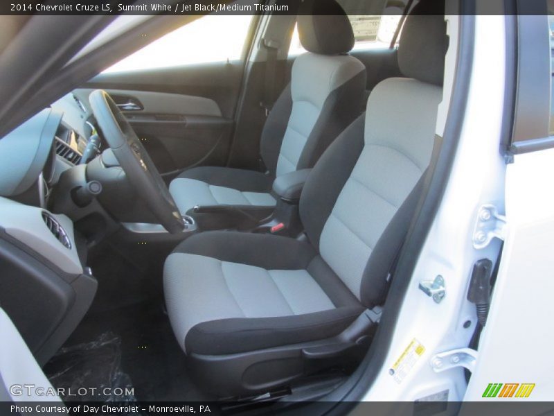 Summit White / Jet Black/Medium Titanium 2014 Chevrolet Cruze LS