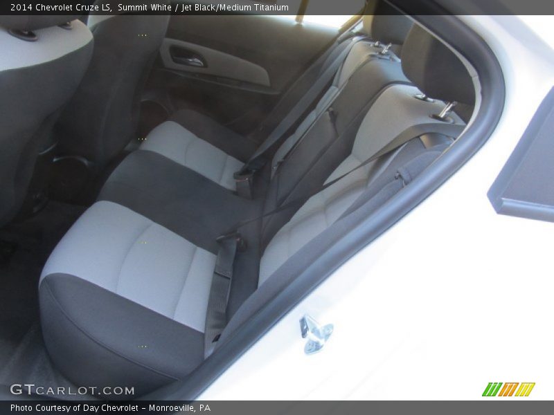 Summit White / Jet Black/Medium Titanium 2014 Chevrolet Cruze LS