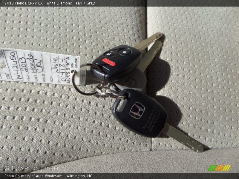 White Diamond Pearl / Gray 2013 Honda CR-V EX