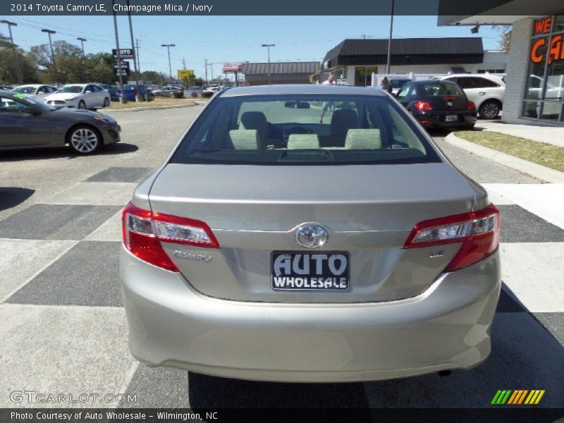 Champagne Mica / Ivory 2014 Toyota Camry LE