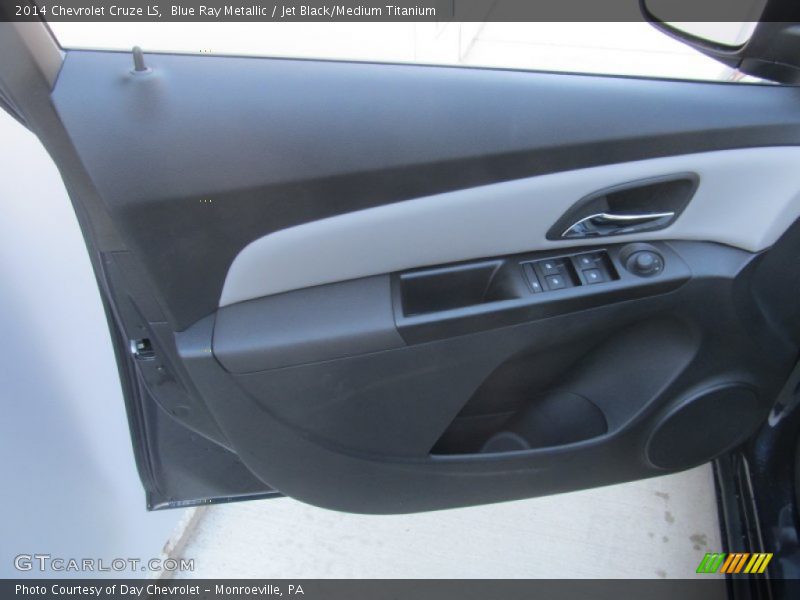 Blue Ray Metallic / Jet Black/Medium Titanium 2014 Chevrolet Cruze LS
