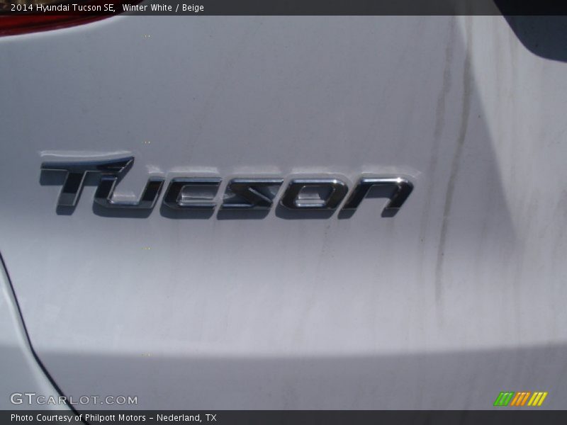 Winter White / Beige 2014 Hyundai Tucson SE
