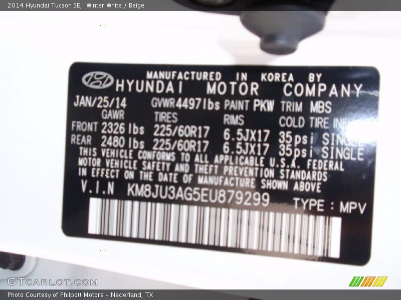 Winter White / Beige 2014 Hyundai Tucson SE