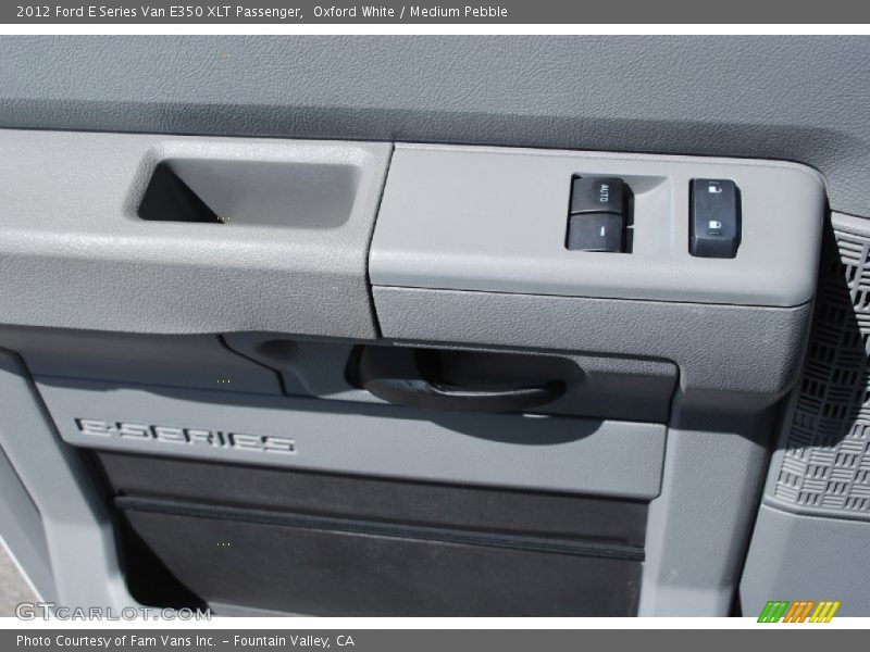 Oxford White / Medium Pebble 2012 Ford E Series Van E350 XLT Passenger