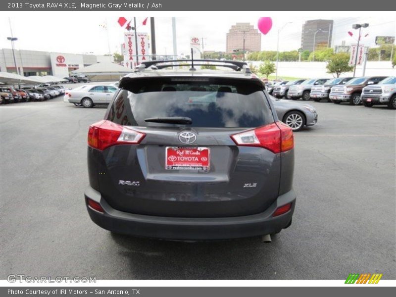 Magnetic Gray Metallic / Ash 2013 Toyota RAV4 XLE
