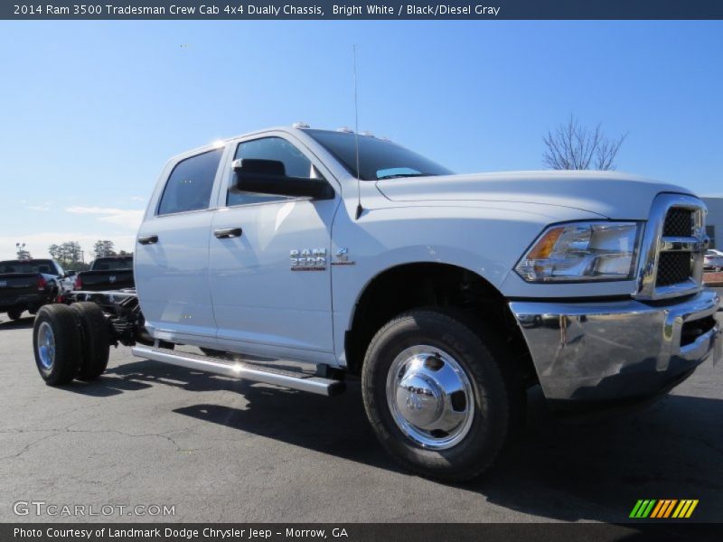 Bright White / Black/Diesel Gray 2014 Ram 3500 Tradesman Crew Cab 4x4 Dually Chassis