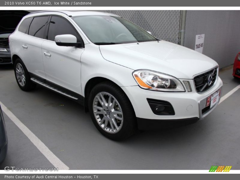 Ice White / Sandstone 2010 Volvo XC60 T6 AWD