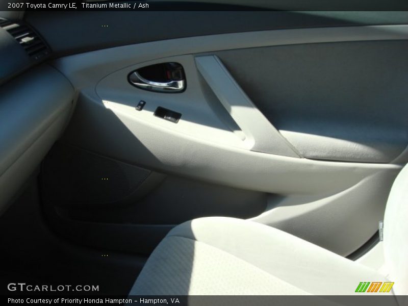 Titanium Metallic / Ash 2007 Toyota Camry LE