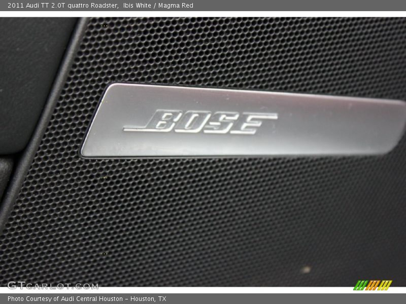 Ibis White / Magma Red 2011 Audi TT 2.0T quattro Roadster