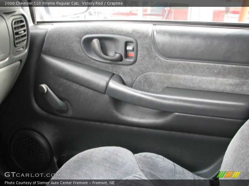 Victory Red / Graphite 2000 Chevrolet S10 Xtreme Regular Cab