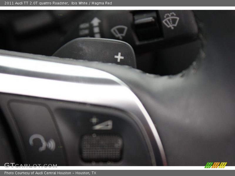 Ibis White / Magma Red 2011 Audi TT 2.0T quattro Roadster