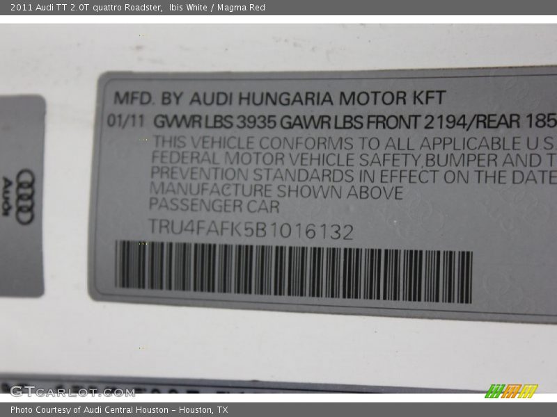 Ibis White / Magma Red 2011 Audi TT 2.0T quattro Roadster