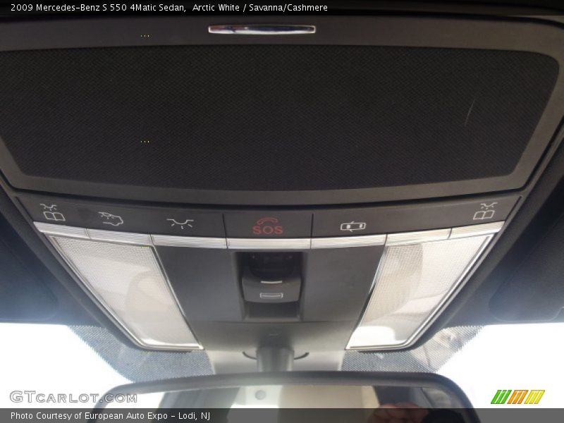 Arctic White / Savanna/Cashmere 2009 Mercedes-Benz S 550 4Matic Sedan