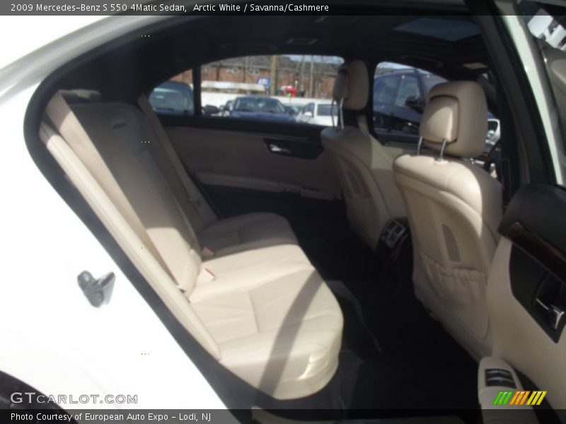 Arctic White / Savanna/Cashmere 2009 Mercedes-Benz S 550 4Matic Sedan