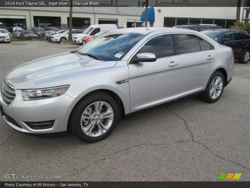 Ingot Silver / Charcoal Black 2014 Ford Taurus SEL