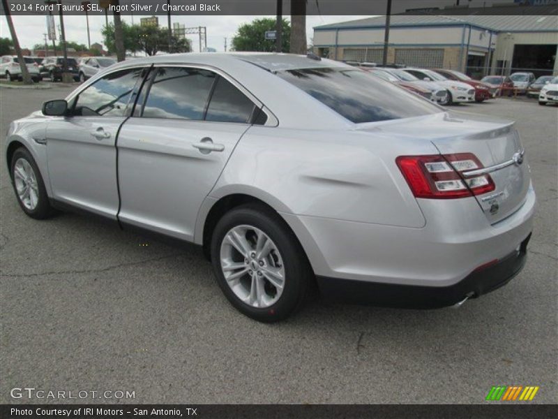 Ingot Silver / Charcoal Black 2014 Ford Taurus SEL